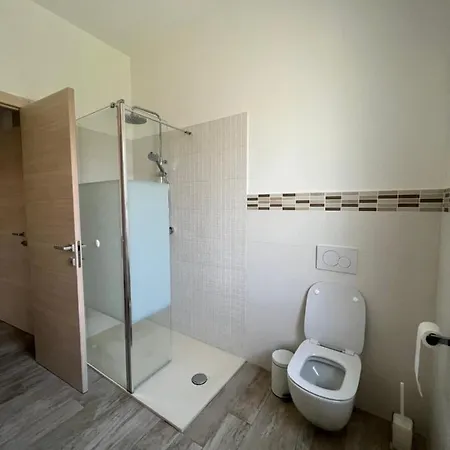 Maison Merci 3* Педемонте